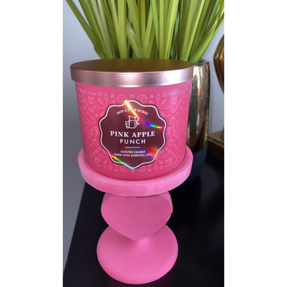 Bath & Body Works Pink Heart Candleholder